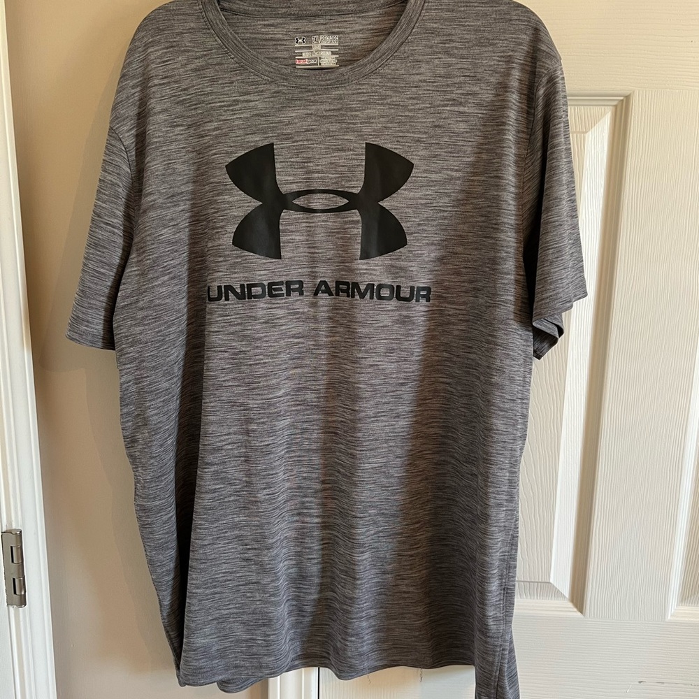 Mens Under Armour T Shirt